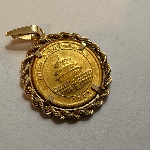 14K Gold Chinese Panda Diamond Cut Coin Bezel - Picture 4 of 7